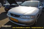 Opel Vectra 1.6-16V Diamond, Voorwielaandrijving, Gebruikt, 4 cilinders, Elektrische ramen