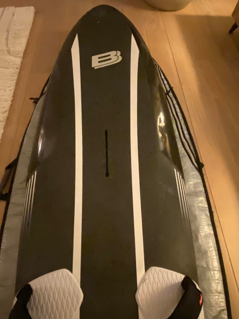 Van den berg medium slalom/speed mxr, Watersport en Boten, Windsurfen, Ophalen, Zo goed als nieuw, Plank, Minder dan 5 m²