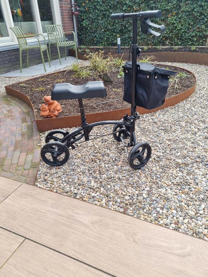 kniestepje, Diversen, Loopkrukken, Gebruikt, Opvouwbaar, In hoogte verstelbaar, Ophalen of Verzenden