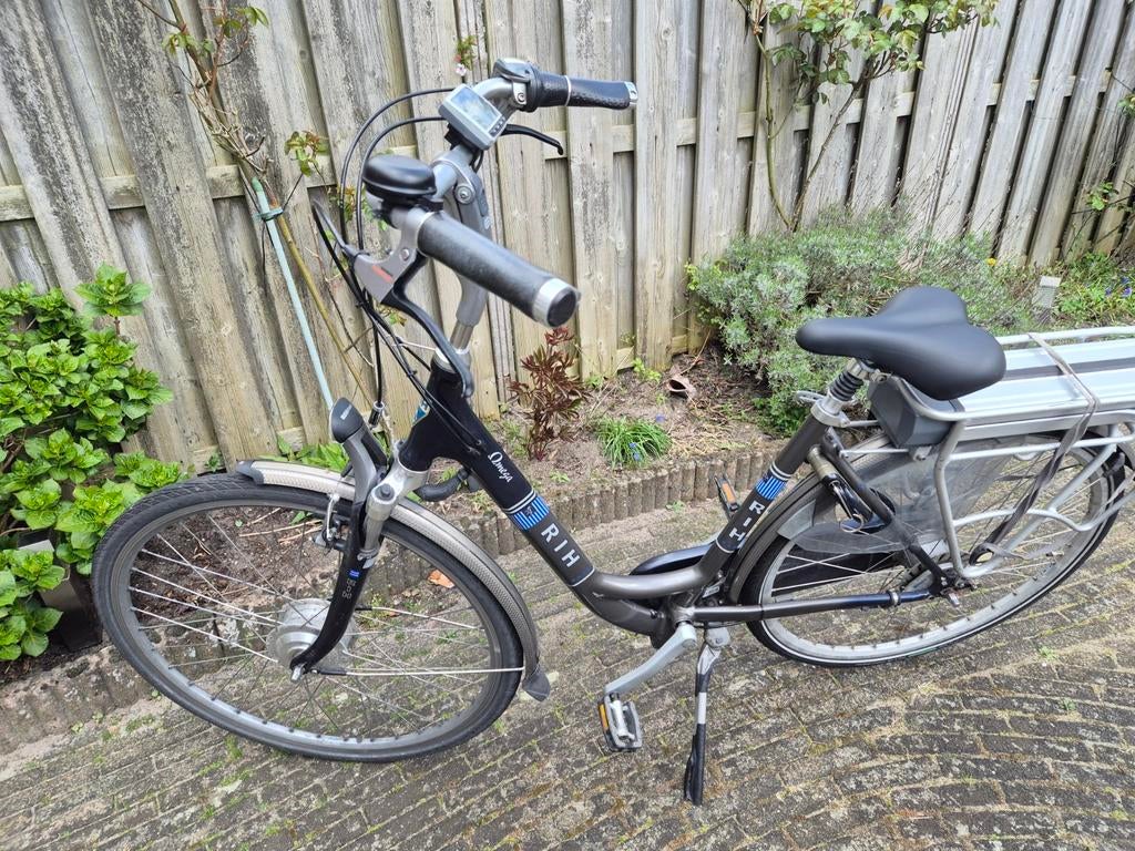 RIH elektrische fiets voor kleine dames, zadelhoogte  85 cm, Fietsen en Brommers, Elektrische fietsen, Ophalen of Verzenden, Gebruikt