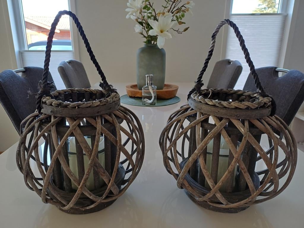 2 Rotan Windlichten/Kandelaars - sfeerverlichting voor Thuis, Ophalen, Hout, 25 tot 50 cm