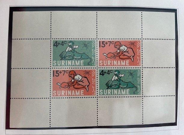 1965 Bloc Kinderzegels - Kinderspelen, Postzegels en Munten, Postzegels | Suriname, Ophalen of Verzenden, Postfris
