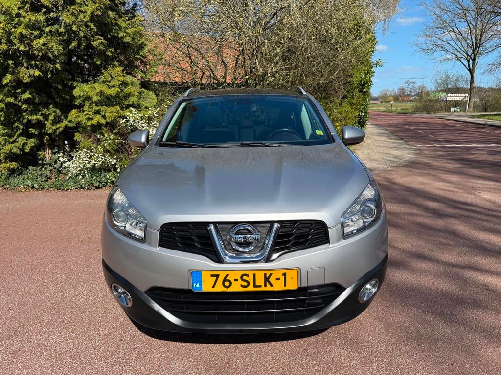 Nissan Qashqai 1.6 Connect Edition / Navi / Pano / Camera /, Voorwielaandrijving, Euro 5, Gebruikt, 1225 kg