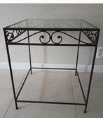 Gietijzer bijzettafel met geslepen glasplaat 2 stuks, Huis en Inrichting, Tafels | Bijzettafels, Overige materialen, Minder dan 55 cm