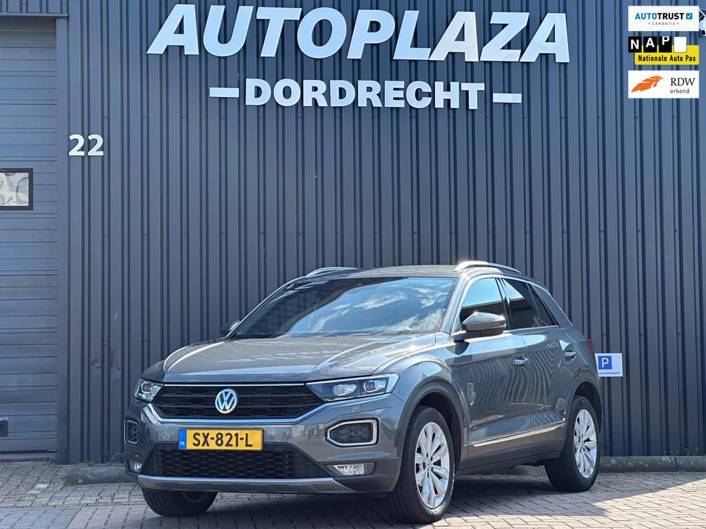 Volkswagen T-Roc 1.5 TSI Sport TREKHAAK|ACC|VIRTUAL, Auto's, Volkswagen, Bedrijf, Te koop, T-Roc, ABS, Adaptive Cruise Control