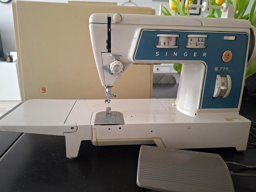 Vintage Singer 726 naaimachine, Hobby en Vrije tijd, Naaimachines en Toebehoren, Ophalen, Gebruikt, Naaimachine, Singer