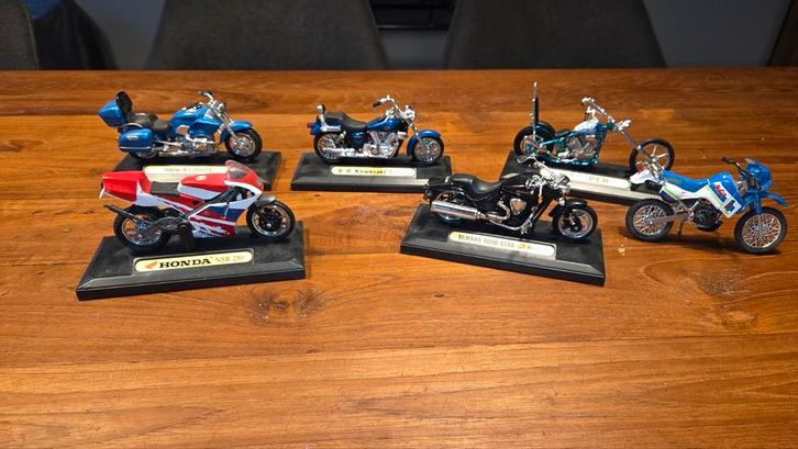 Model Motoren 1/18 Partij - Diverse Modellen, Hobby en Vrije tijd, Modelbouw | Auto's en Voertuigen, Overige typen, Groter dan 1:32