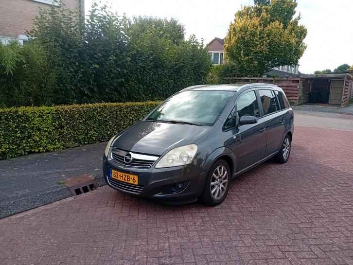 Opel Zafira 1.8 2009 Grijs., Auto's, Opel, Particulier, Zafira, ABS, Airbags, Airconditioning, Boordcomputer, Centrale vergrendeling