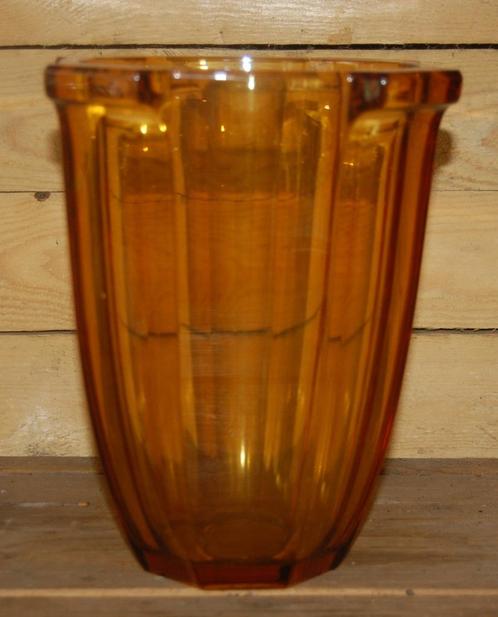 Josef Inwald Amber Art Deco Vaas, mooi model!, Antiek en Kunst, Antiek | Glas en Kristal, Ophalen of Verzenden