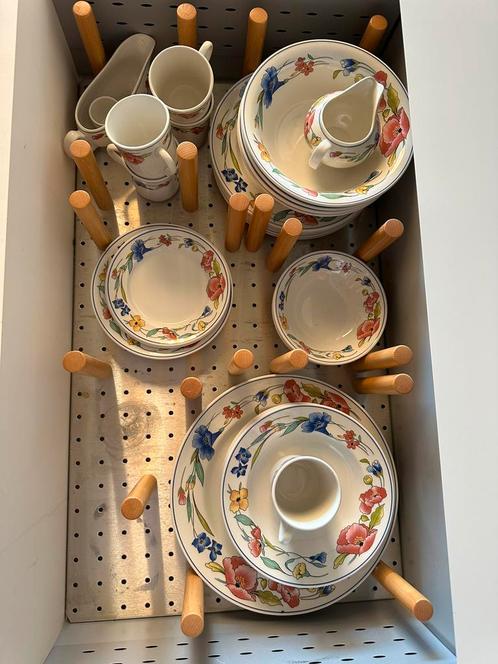 Alpine meadow servies, Huis en Inrichting, Keuken | Servies, Bord(en), Overige stijlen, Ophalen