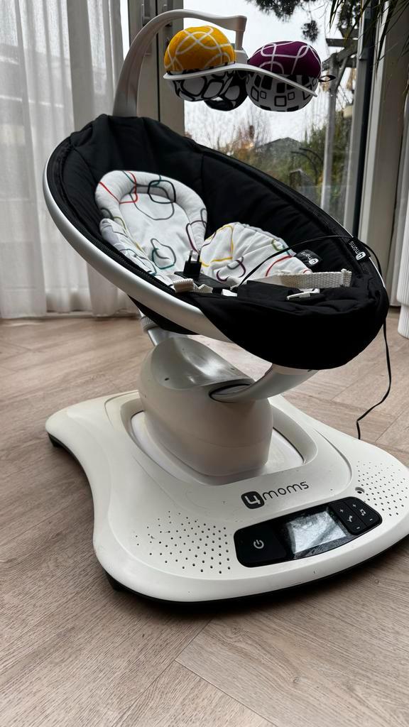 4moms Mamaroo Wipstoel - Zo Goed Als Nieuw, Kinderen en Baby's, Wipstoeltjes, Zo goed als nieuw, Wipstoel, Chicco, Met gordel(s) of riempje(s)