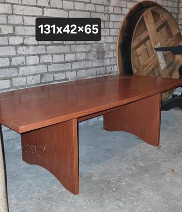 Diverse furniture  beschikbaar voor biedingen