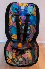 Kinderstoel auto in vrolijke kleuren - goede staat, Kinderen en Baby's, Autostoeltjes, 9 t/m 18 kg, Ophalen, Overige merken, Gebruikt
