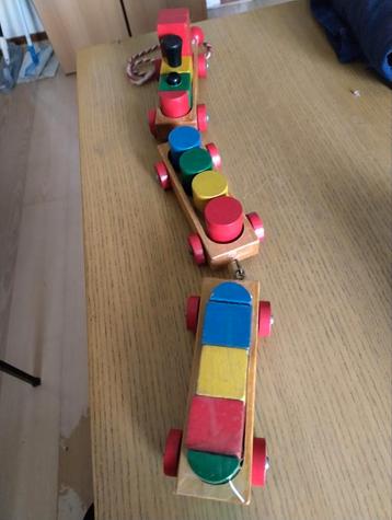 Houten Speelgoed Trein beschikbaar voor biedingen