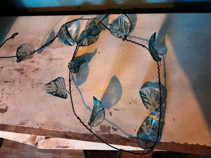 Sierlijke glazen slinger (1 meter), Antiek en Kunst, Antiek | Glas en Kristal, Ophalen of Verzenden