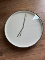Wandklok Ikea Mallhoppa diameter 35 cm, Ophalen of Verzenden, Zo goed als nieuw