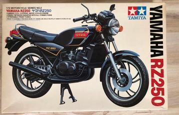 Tamiya 1/12 Yamaha RZ250 beschikbaar voor biedingen