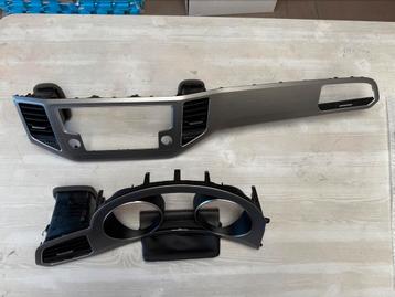 VW Golf Sportsvan Dasboard interieur lijsten, brushed silver beschikbaar voor biedingen