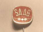 Metalen SAAB AUTOMERK Speld (Rood/Metaalkleur)., Verzenden, Zo goed als nieuw, Transport, Speldje of Pin