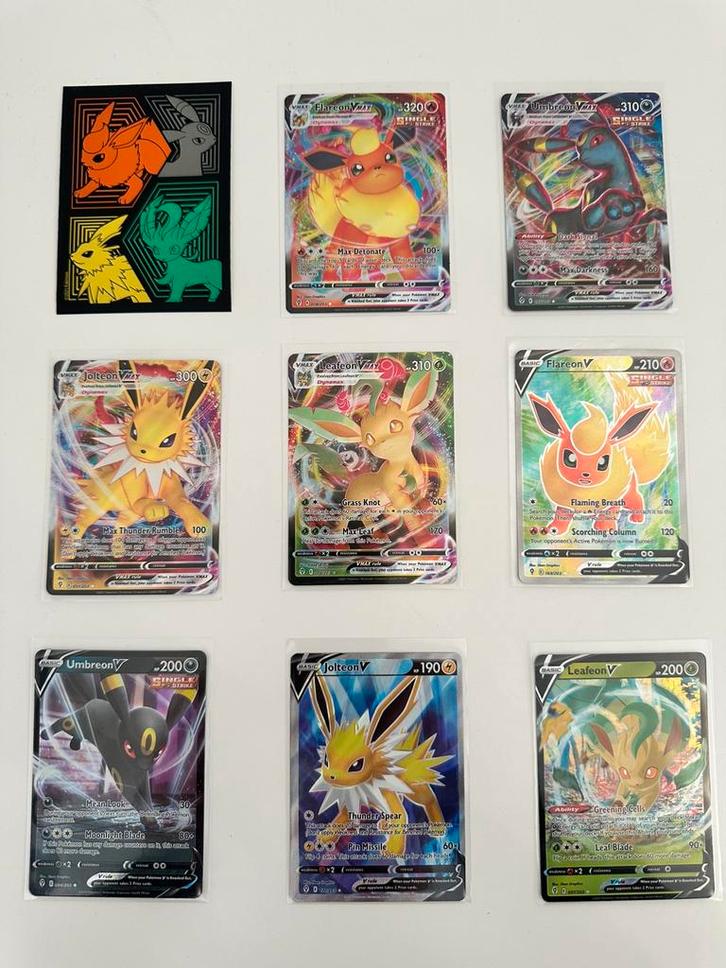 Set van Evolving Skies: Flareon, Umbreon, Jolteon & Leafeon, Hobby en Vrije tijd, Verzamelkaartspellen | Overige, Zo goed als nieuw