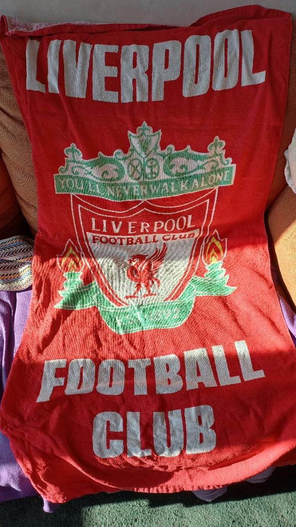 Handdoek FC Liverpool, Verzamelen, Sportartikelen en Voetbal, Ophalen of Verzenden, Gebruikt, Buitenlandse clubs, Overige typen