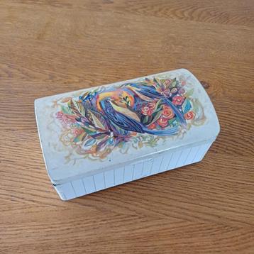 Blik Douwe Egberts vogels beschikbaar voor biedingen