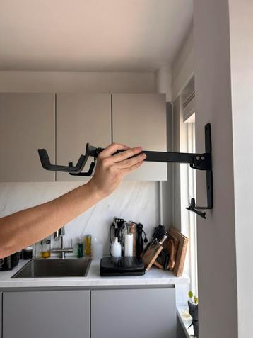 2 fietsbeugels muur beschikbaar voor biedingen