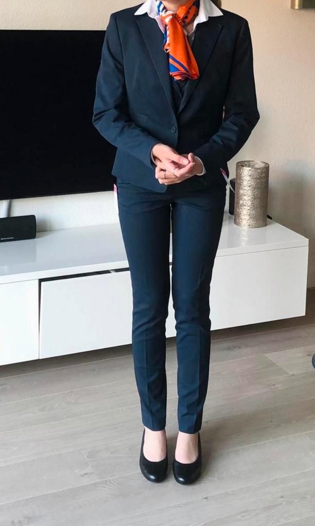 Uniform Luchtvaartdienstverlener Deltion College, Kleding | Dames, Jasjes, Kostuums en Pakken, Zo goed als nieuw, Kostuum of Pak