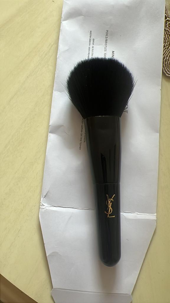 Yves Saint Laurent Powder Brush 4, Sieraden, Tassen en Uiterlijk, Uiterlijk | Cosmetica en Make-up, Nieuw, Gehele gezicht, Zwart