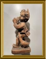 Oud houtsnijwerk beeldje: jongen met gans, Antiek en Kunst, Ophalen of Verzenden