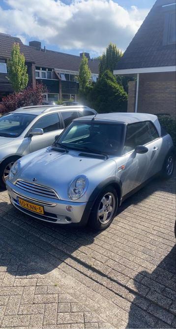 Mini 1.6 16V Cooper Cabrio 2006 Grijs beschikbaar voor biedingen