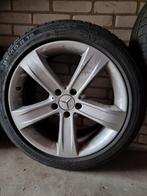 Set Mercedes Velgen met Winterbanden 255/40 R18, Auto-onderdelen, Ophalen, 18 inch, Gebruikt, 255 mm