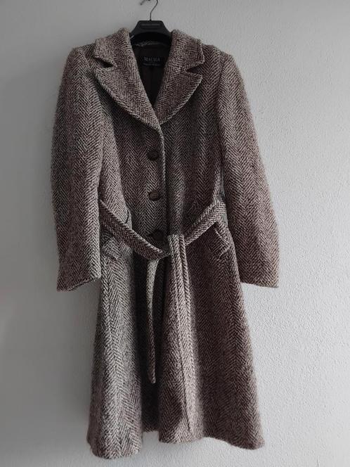 Claudia Sträter wollen mantel met riem - Maat M, Kleding | Dames, Jassen | Zomer, Zo goed als nieuw, Maat 38/40 (M), Bruin, Ophalen of Verzenden