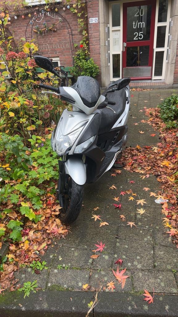 Kymco agility 125cc, Fietsen en Brommers, Scooters | Kymco, Zo goed als nieuw, Agility, Benzine, Ophalen of Verzenden