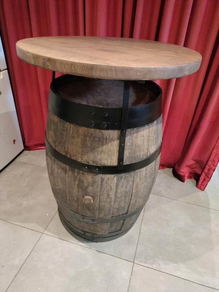 Wijnvat Hangtafel MancaveWijnbar regenton statafel stamtafel, Huis en Inrichting, Tafels | Statafels, Ophalen