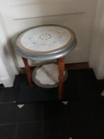 antieke bij zet tafel, Ophalen