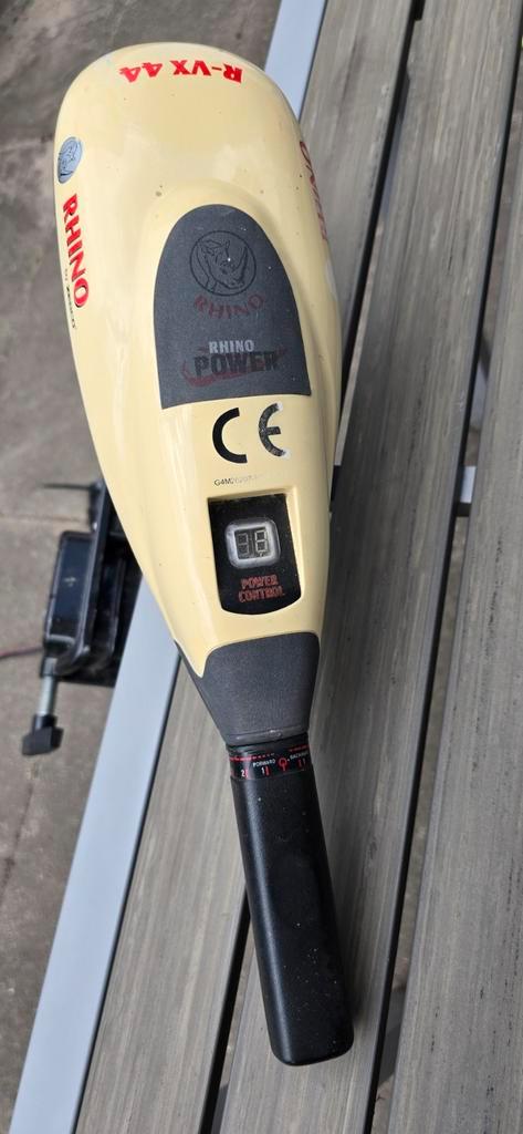 Electrische buitenboord-motor Rhino R-VX 44 (evt + 2 accu's, Hobby en Vrije tijd, Overige Hobby en Vrije tijd, Gebruikt, Ophalen