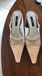 Beige schoenen maat 37, Ophalen of Verzenden, Zo goed als nieuw, Beige, Schoenen
