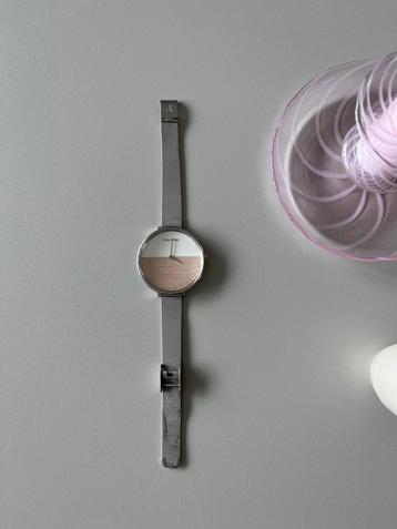 Dameshorloge met Calvin Klein bandje beschikbaar voor biedingen