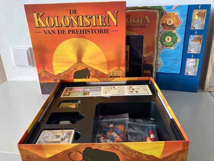 Kolonisten van de Prehistorie - Bordspel, Hobby en Vrije tijd, Gezelschapsspellen | Bordspellen, Zo goed als nieuw, Drie of vier spelers