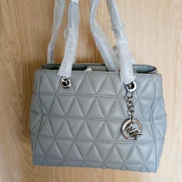 NU €50 ‼️ Michael Kors Vivianne tas bag schoudertas  beschikbaar voor biedingen