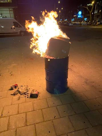 VUURTON – VUURKORF – STOOKTON - DEN HAAG - WASSENAAR beschikbaar voor biedingen