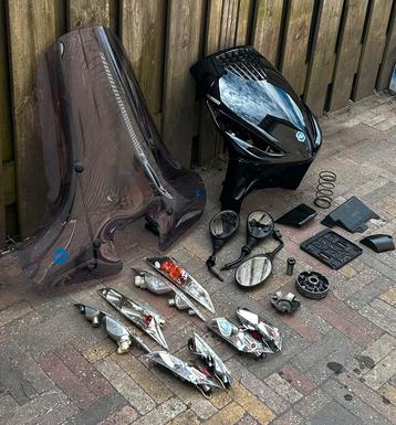 Piaggio zip onderdelen beschikbaar voor biedingen