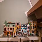 Lego straat (politiebureau, boetiekhotel & boekenwinkel), Ophalen, Gebruikt, Complete set, Lego