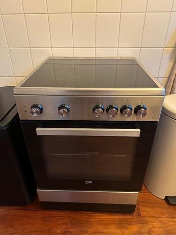 BEKO FSM67010GX Fornuis Keramisch 3-fasen (Perilex) breedte  beschikbaar voor biedingen