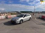 Renault Laguna Estate 1.5 dCi Dynamique, Auto's, Gebruikt, 1295 kg, 4 cilinders, Leder en Stof
