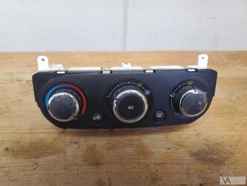 Renault Captur en Clio 4 kachelbedien paneel 5R5841100 €30 beschikbaar voor biedingen