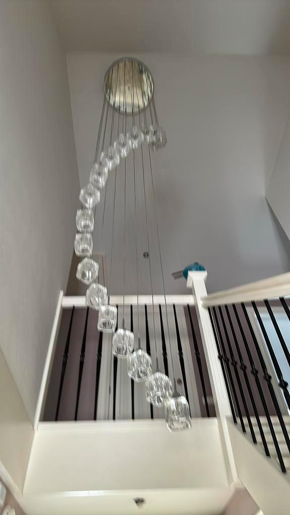 Moderne Hanglamp met Spiraalvormige Hanglamp Videlamp, Huis en Inrichting, Lampen | Hanglampen, Zo goed als nieuw, 75 cm of meer