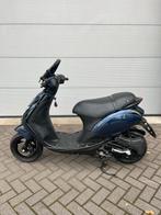 Piaggio zip 4 takt 50cc 2v Midnight Blue | Alarm| Nieuwstaat, Motoren, Ophalen of Verzenden
