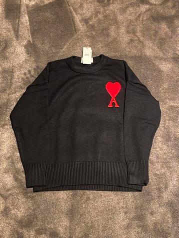 Pull Ami paris  beschikbaar voor biedingen